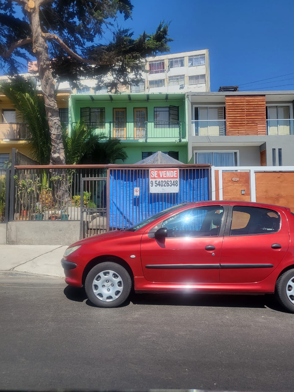 Se vende casa 2 pisos, regularizada en Sector Gran Vía! 🏡✨ Cerca Universidad Católica del Norte. (Copia)