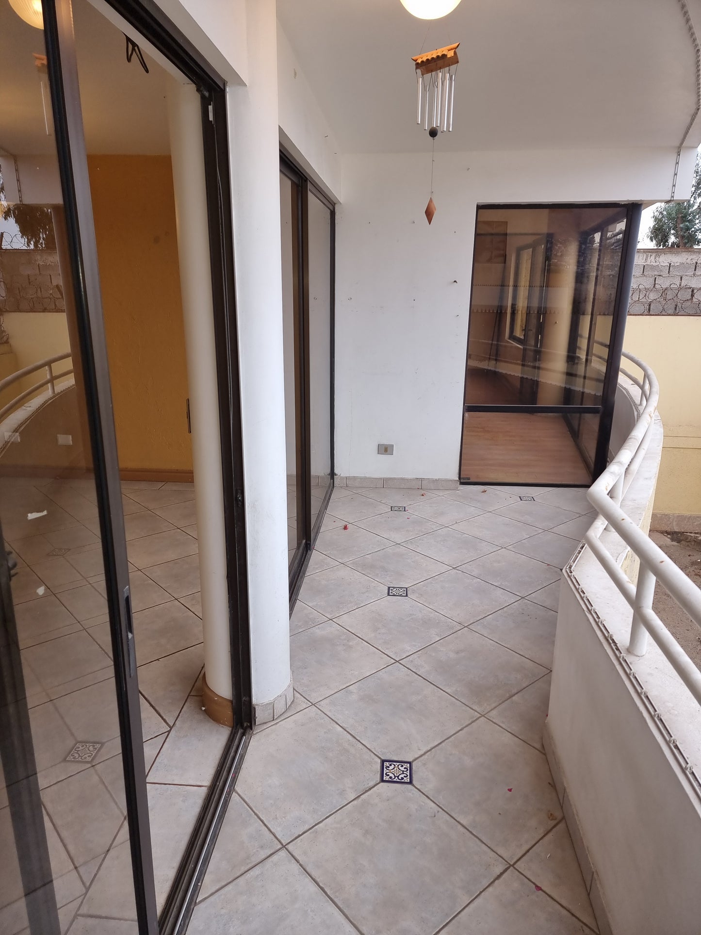 Imperdible departamento 3 Dormitorios en Sector Exclusivo Parque Inglés, Precio Bajo Tasación