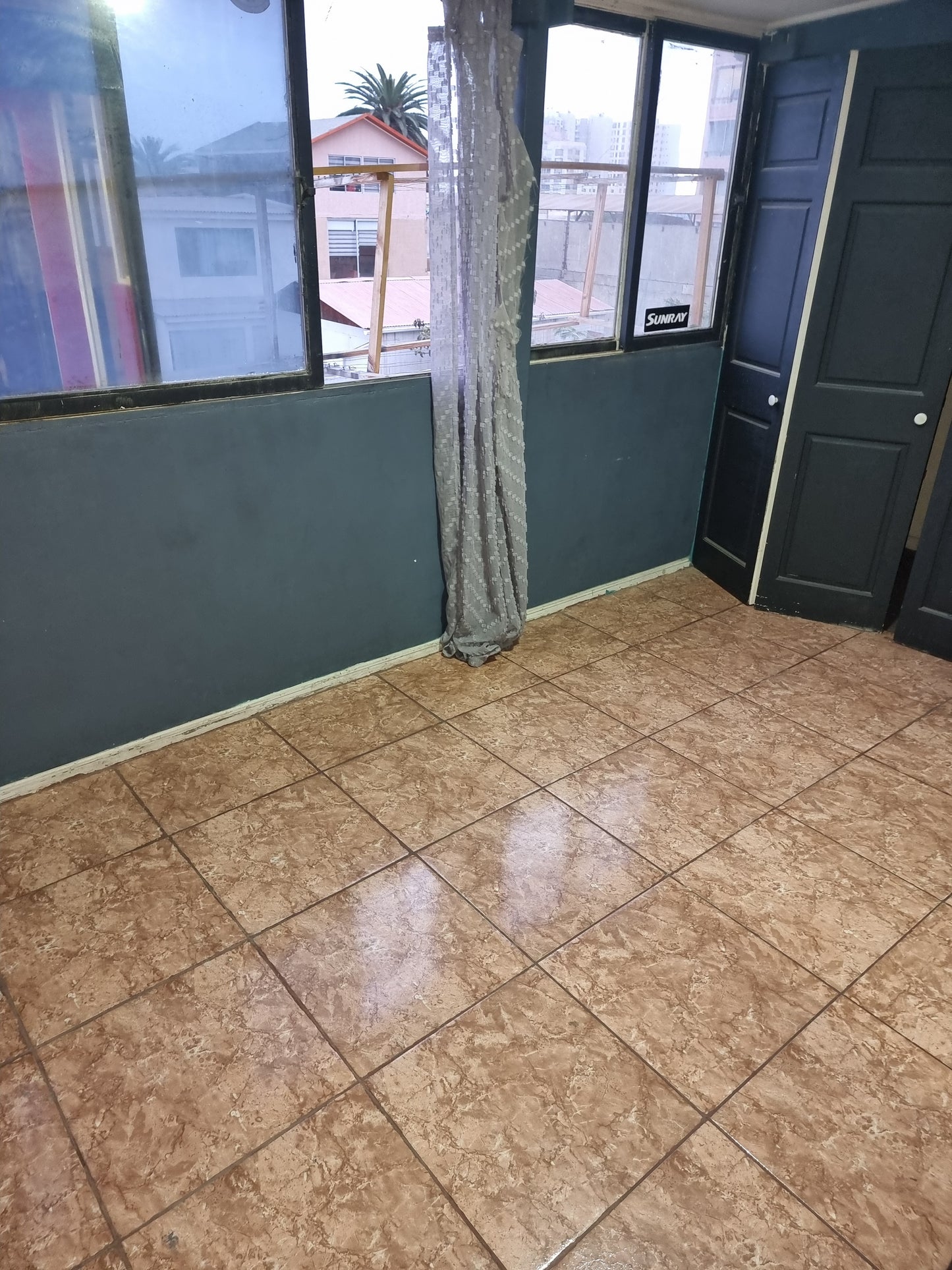 🏘️✨ A pasos del centro 🏘️
Se Vende sin Comisión Casa en Condominio –Ubicación Central! Antofagasta