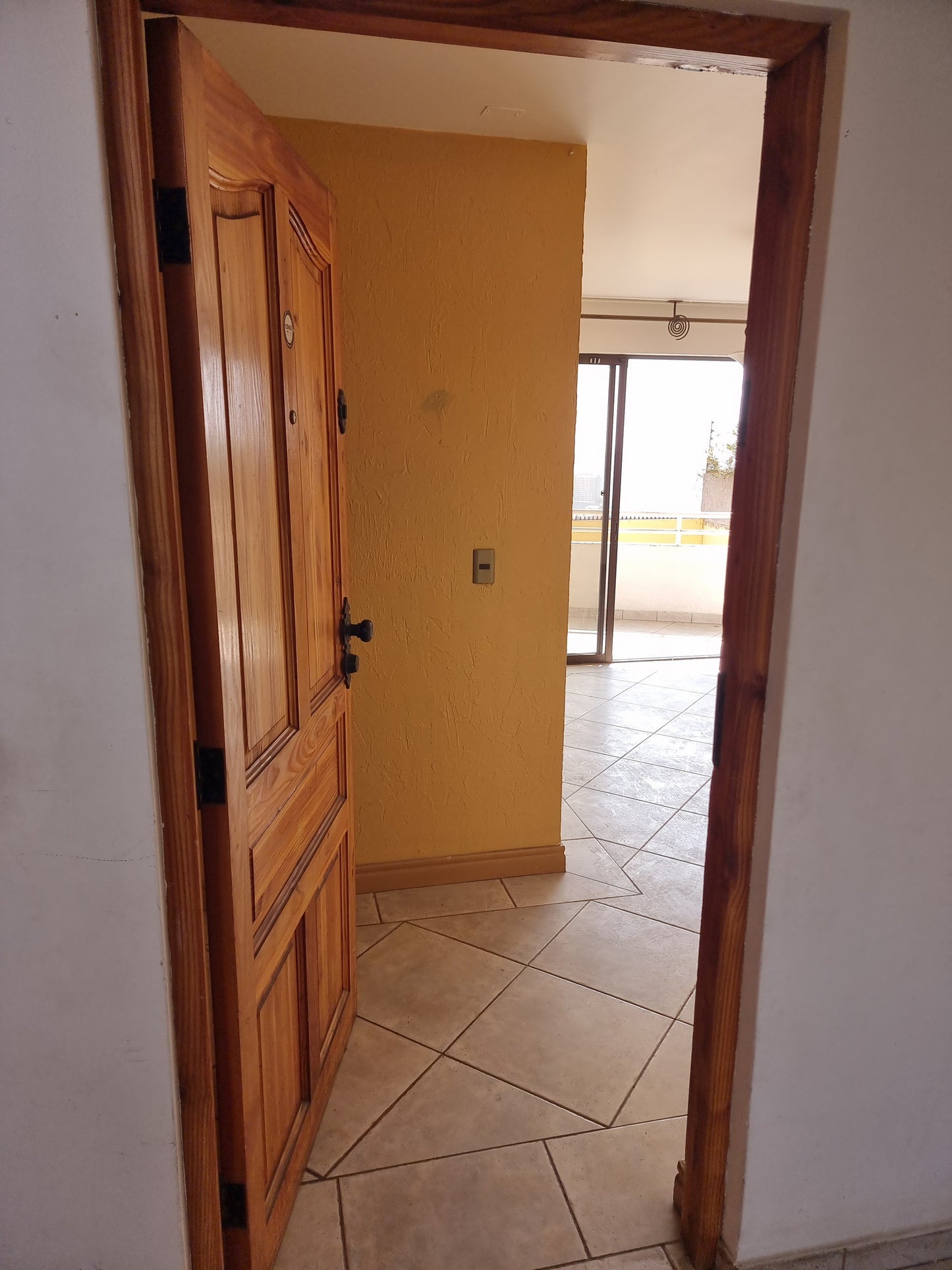 Imperdible departamento 3 Dormitorios en Sector Exclusivo Parque Inglés, Precio Bajo Tasación