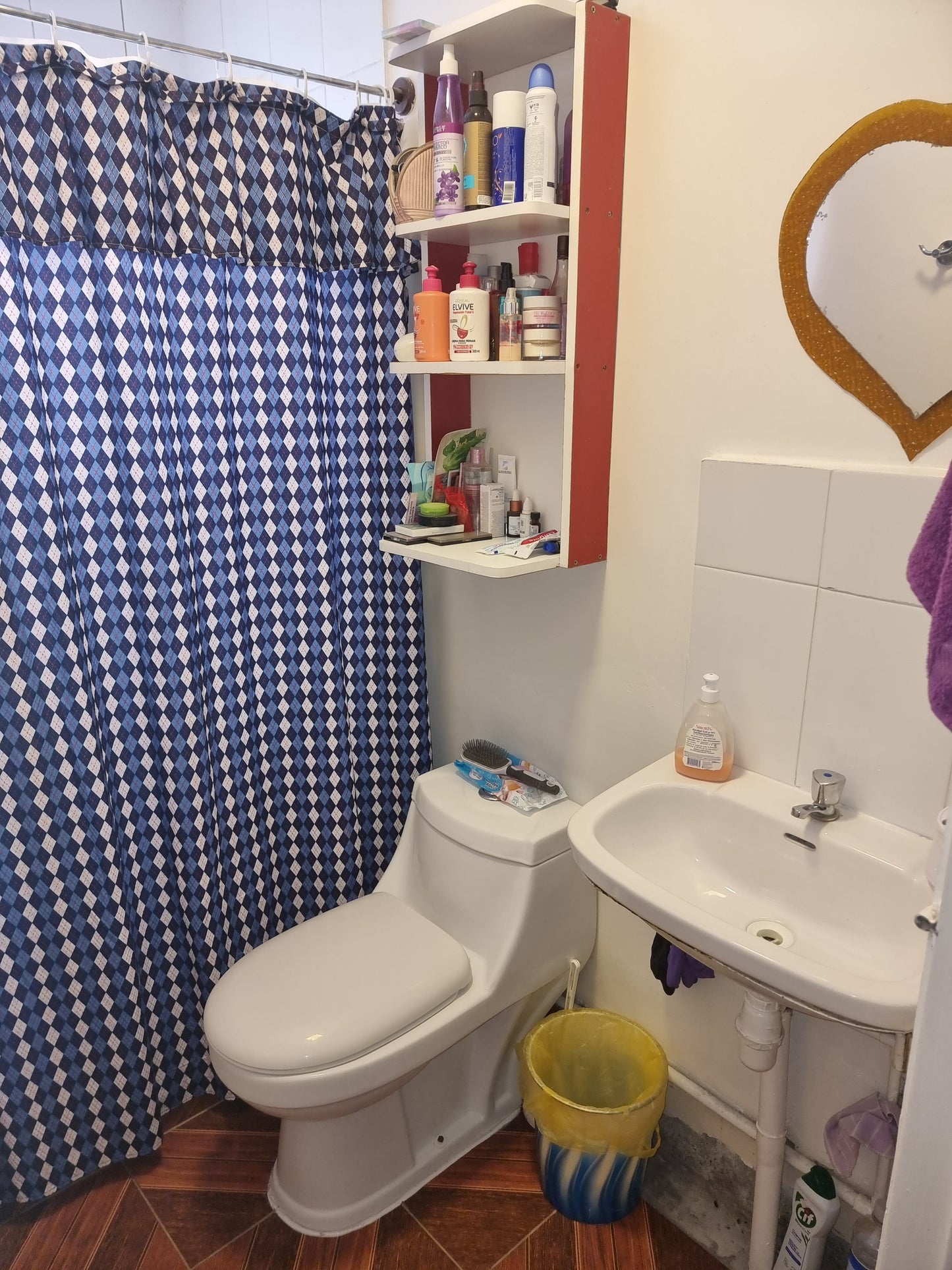 🏡 Se vende casa en sector norte, regularizada y lista para habitar, a pasos de locomoción