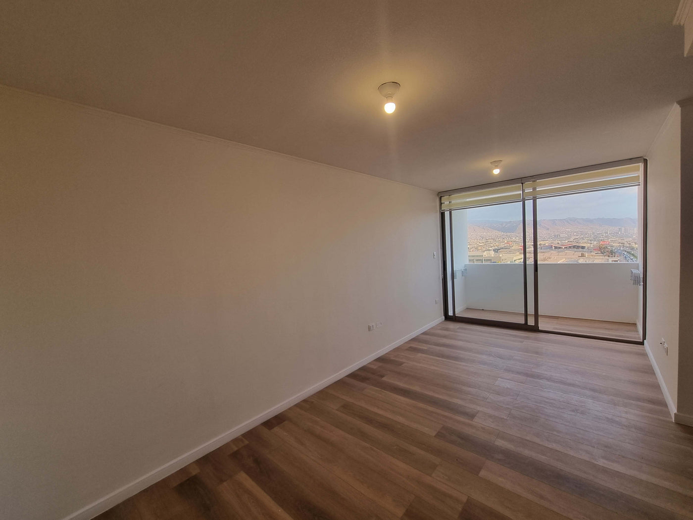 Departamento nuevo de 3 dormitorios + 2 baños, con estacionamiento (Piso 20)