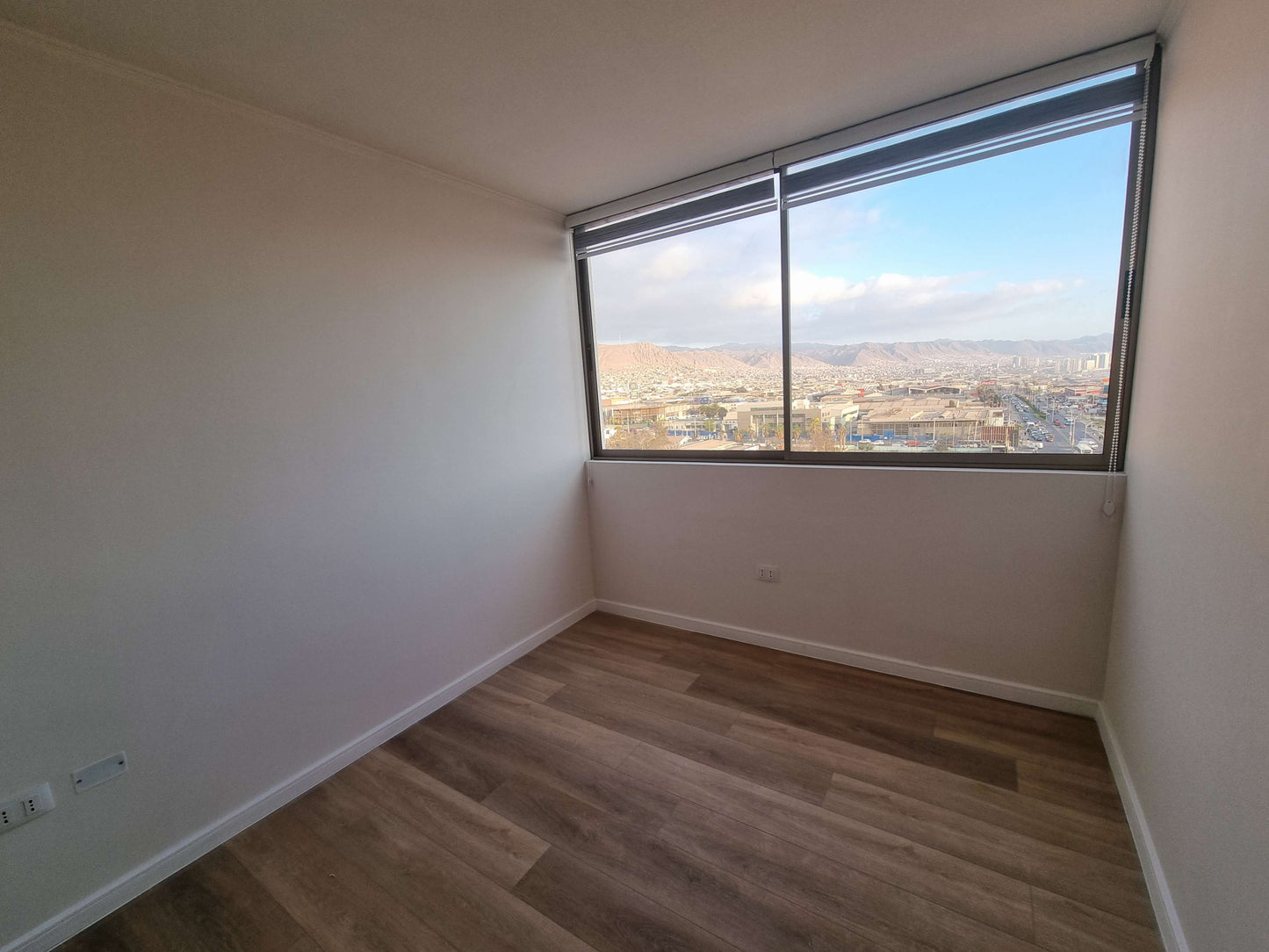 Departamento nuevo de 3 dormitorios + 2 baños, con estacionamiento (Piso 20)