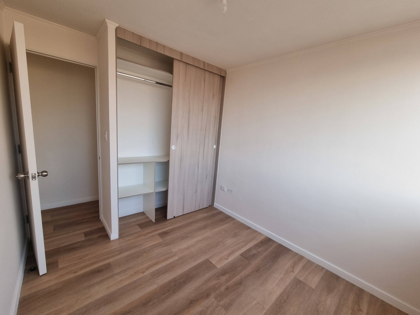 Departamento nuevo de 3 dormitorios + 2 baños, con estacionamiento (Piso 20)