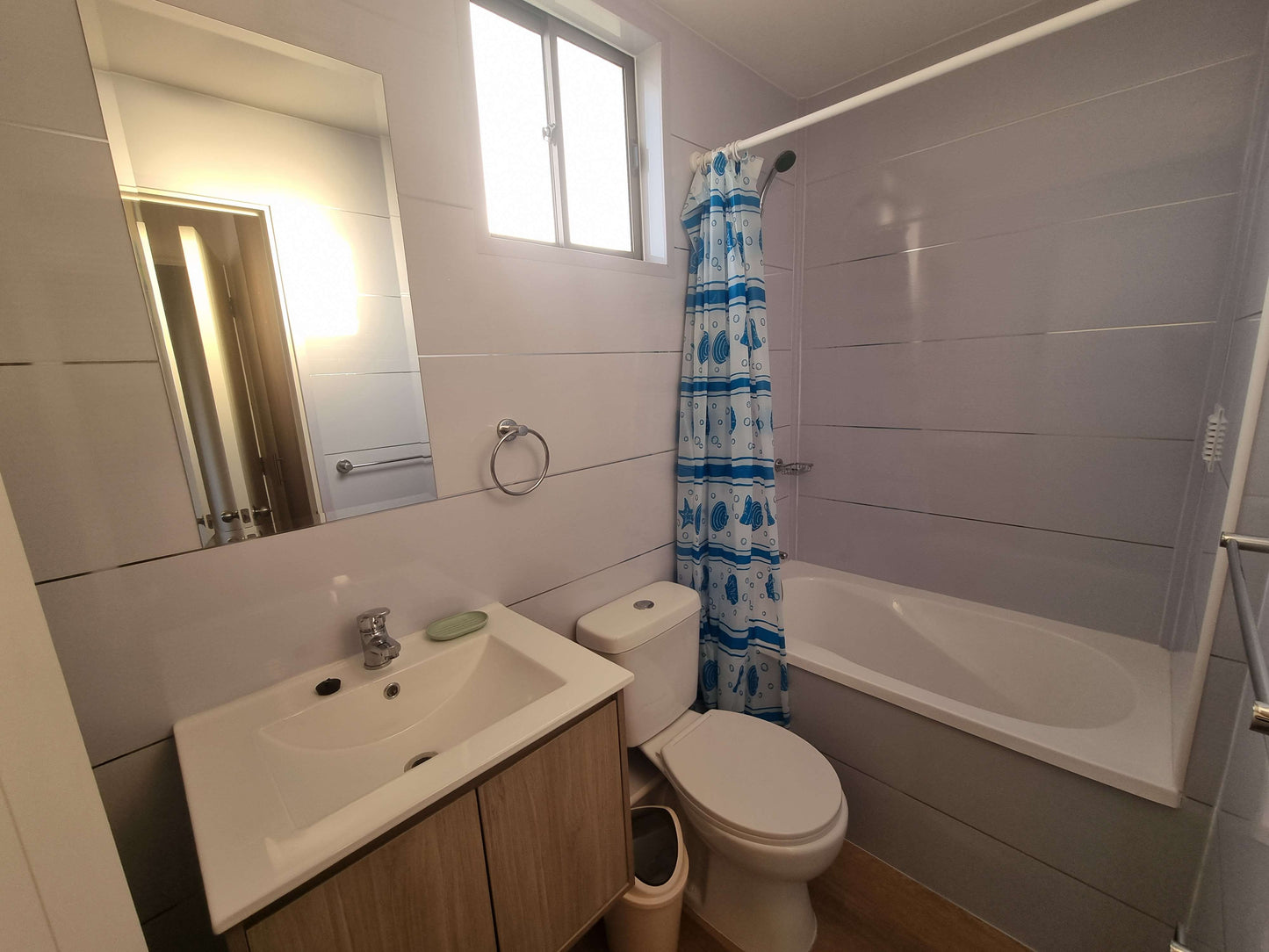 Departamento nuevo de 3 dormitorios + 2 baños, con estacionamiento (Piso 20)