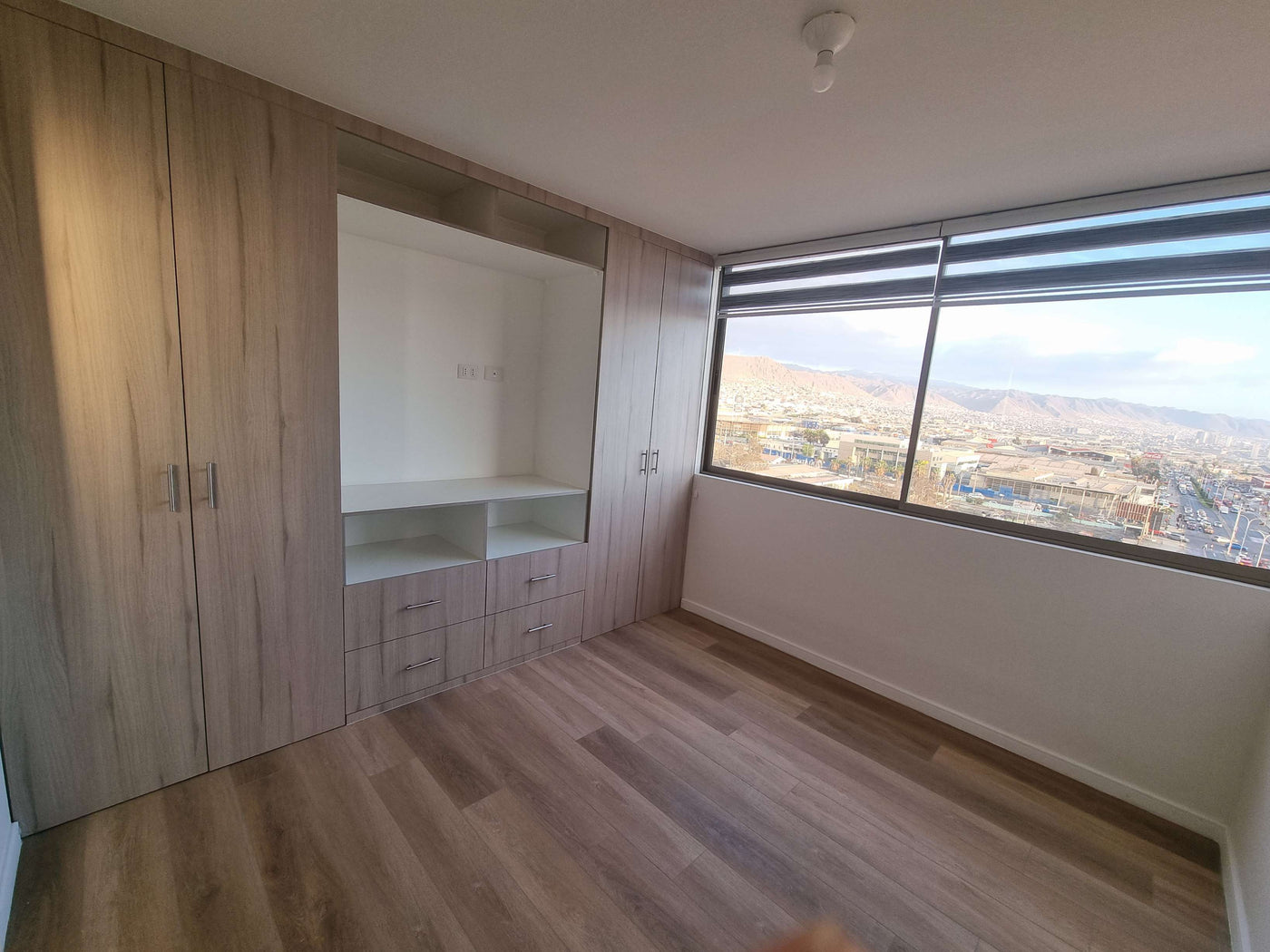Departamento nuevo de 3 dormitorios + 2 baños, con estacionamiento (Piso 20)