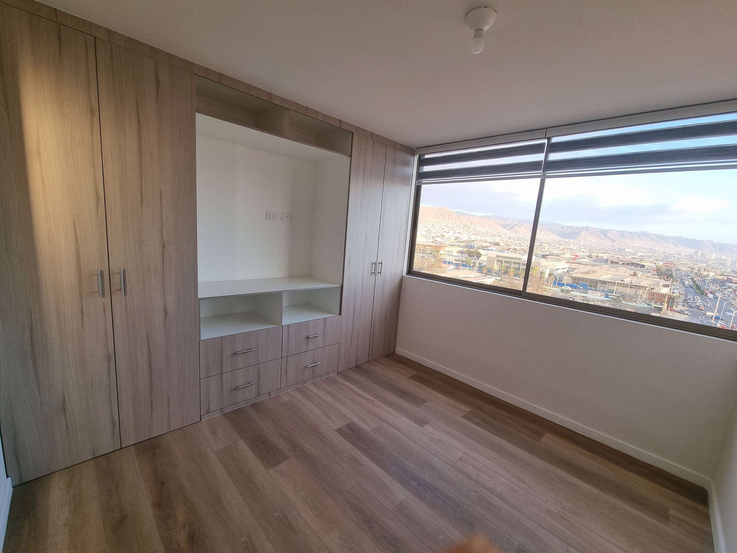 Departamento nuevo de 3 dormitorios + 2 baños, con estacionamiento (Piso 20)