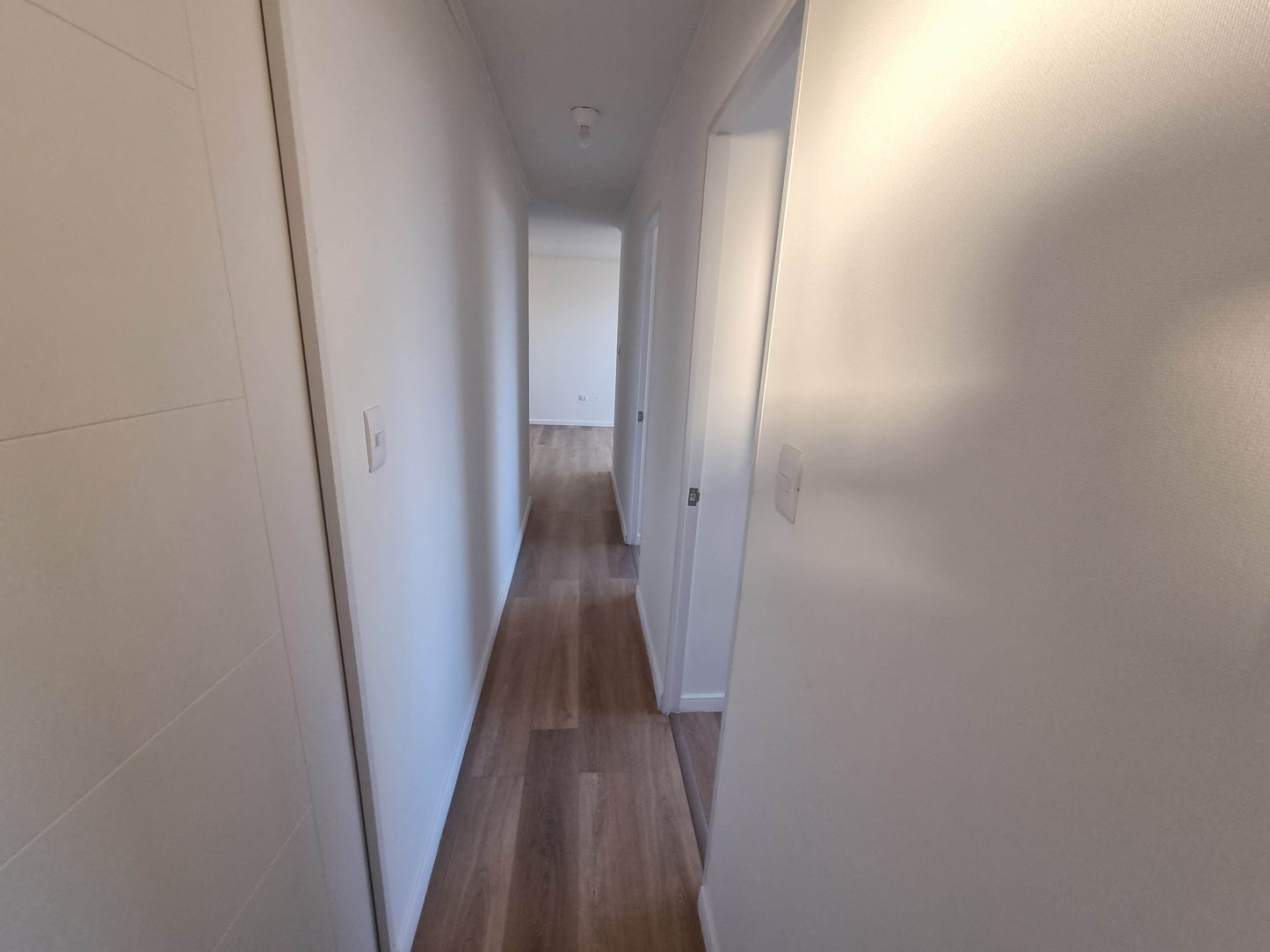 Departamento nuevo de 3 dormitorios + 2 baños, con estacionamiento (Piso 20)