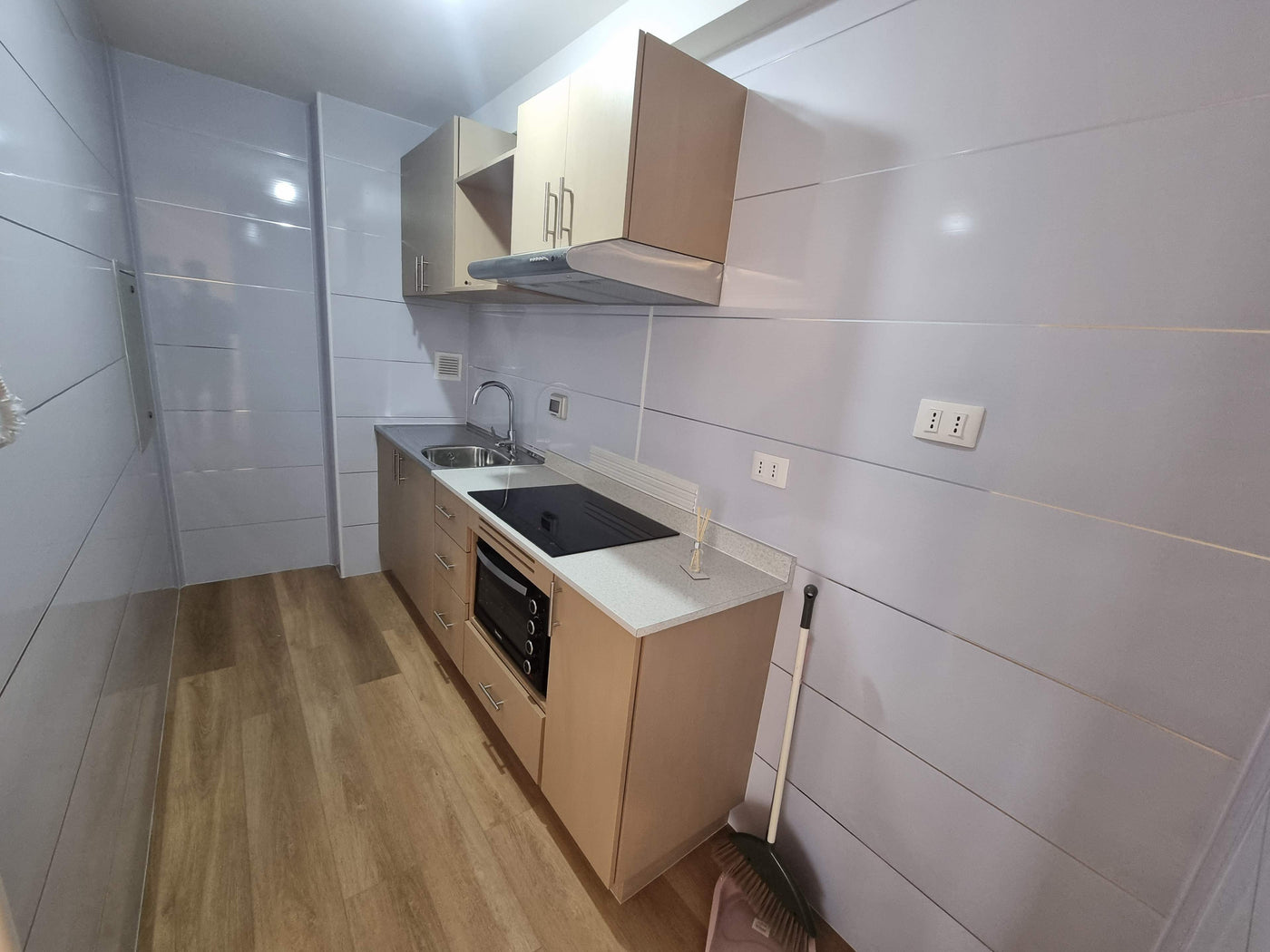 Departamento nuevo de 3 dormitorios + 2 baños, con estacionamiento (Piso 20)