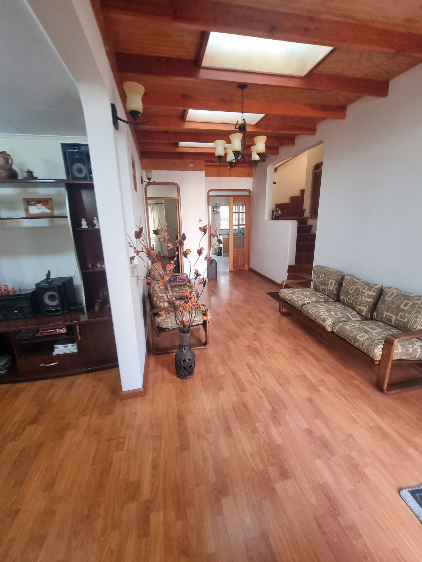 "Hermosa propiedad en sector centro-norte: el hogar ideal para tu familia en un barrio tranquilo 🏡"