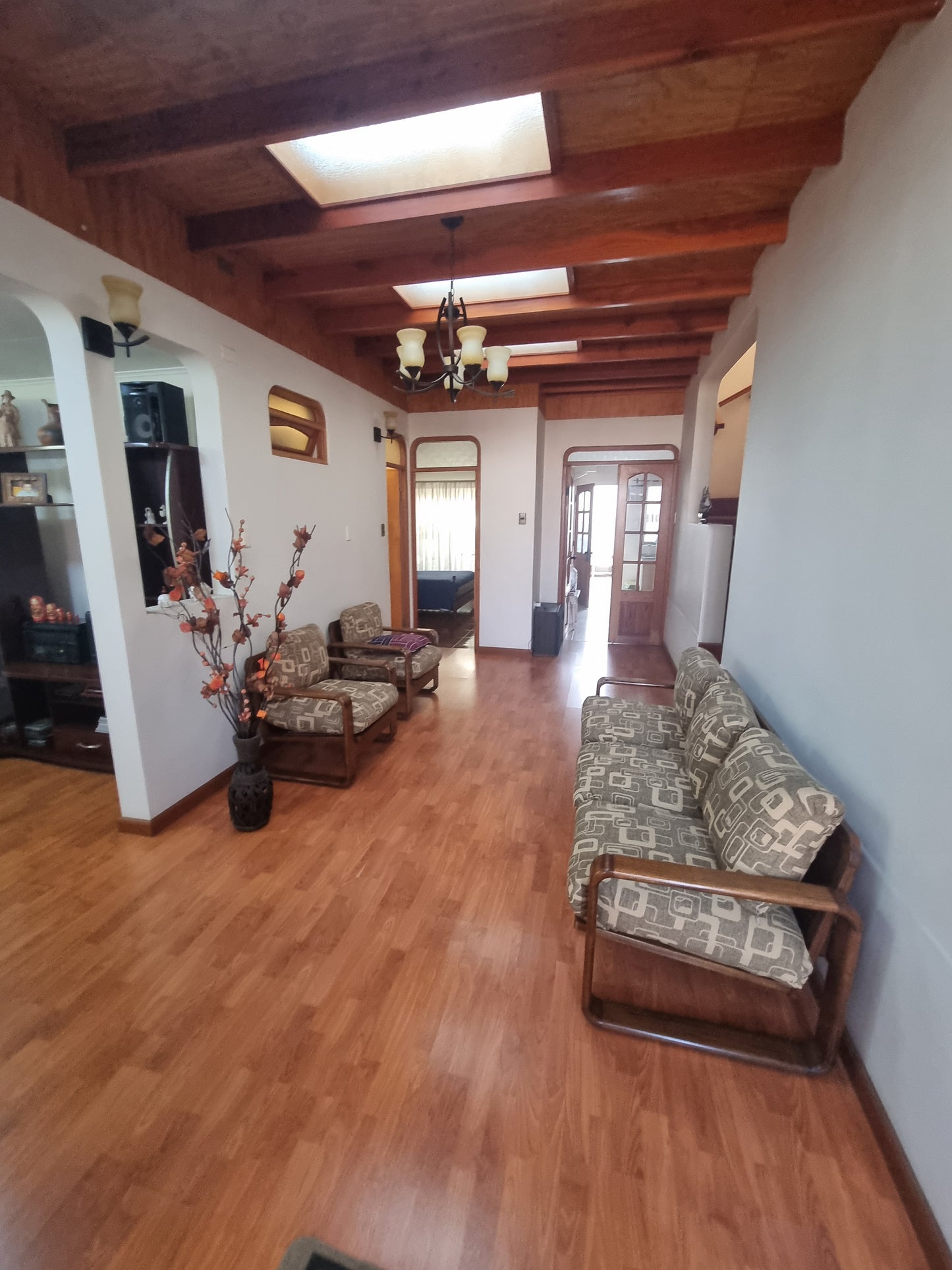 "Hermosa propiedad en sector centro-norte: el hogar ideal para tu familia en un barrio tranquilo 🏡"