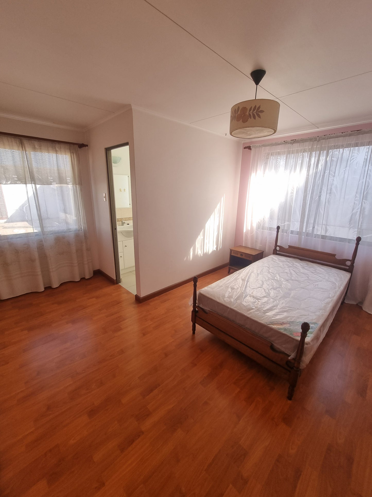 "Hermosa propiedad en sector centro-norte: el hogar ideal para tu familia en un barrio tranquilo 🏡"