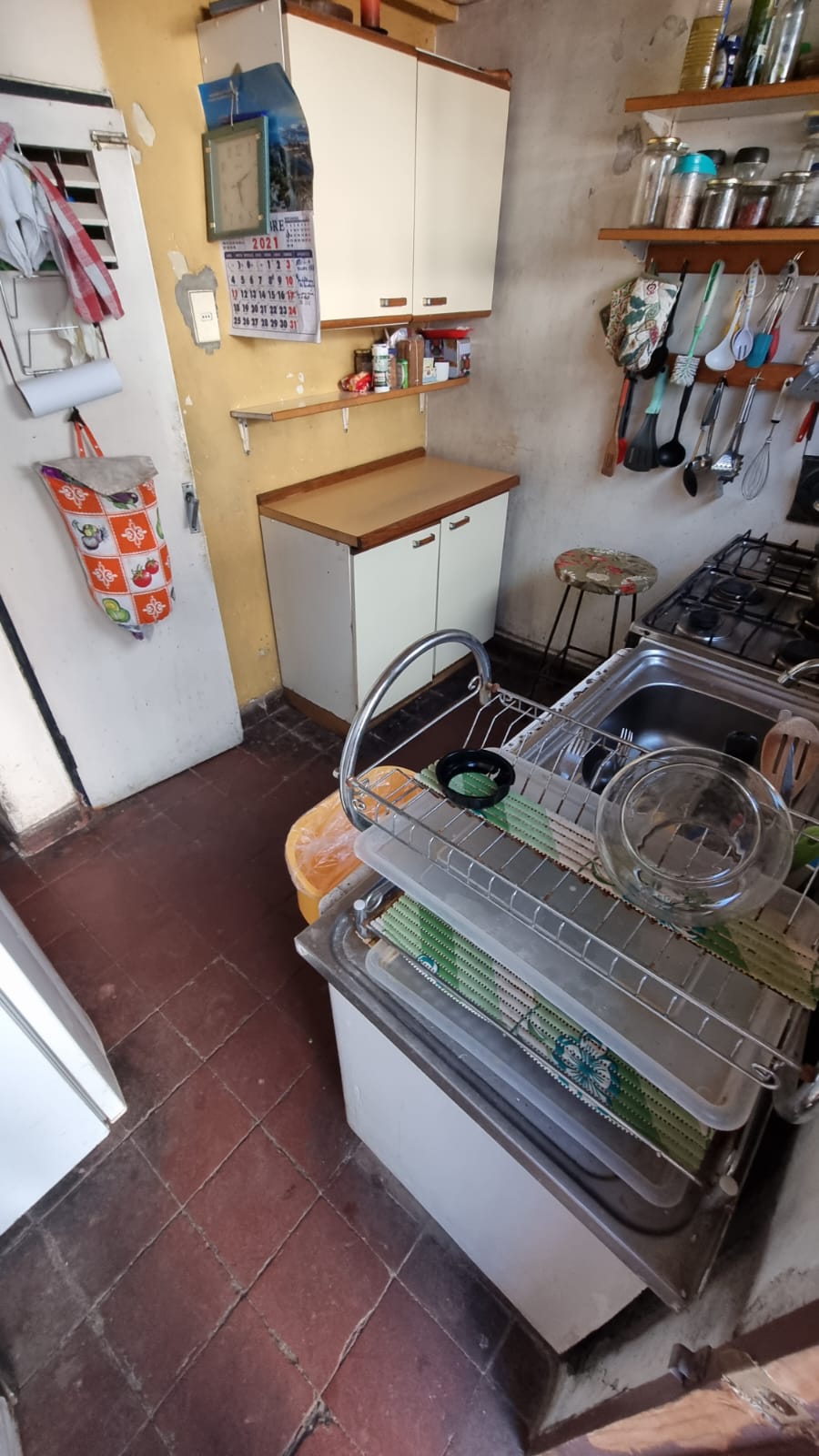 Se vende  casa 2 pisos, regularizada en Sector Gran Vía! 🏡✨ Cerca Universidad Católica del Norte. (Copia)