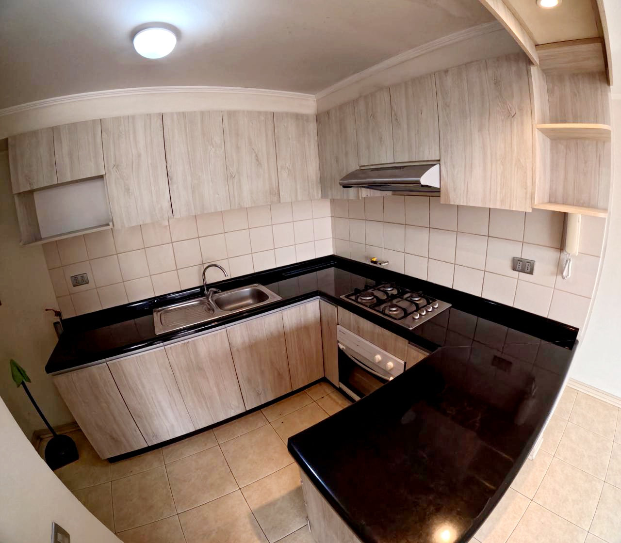 Departamento 2 Dormitorios con Estacionamiento en Sector Central – UF 3.000