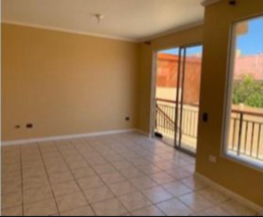 Casa en Venta Condominio Argos | 3 Dormitorios | 80 m² Construidos | 175 m² Terreno | 1 Estacionamiento | 5.800 UF | Antofagasta