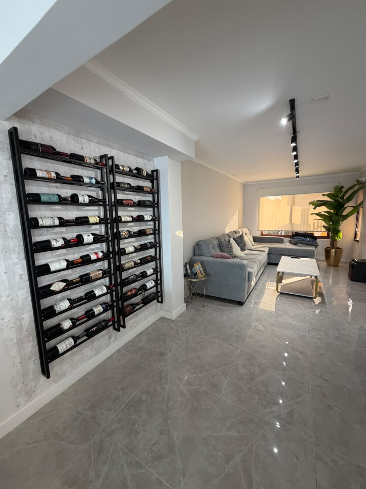 🏡SE VENDE CASA REMODELADA, AMOBLADA Y LISTA PARA HABITAR – CONDOMINIO MEGARA, SECTOR NORTE