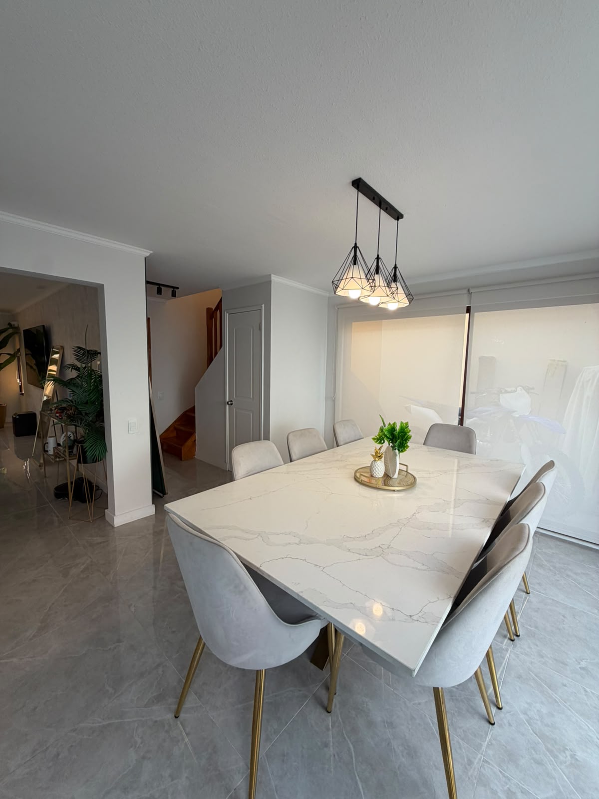 🏡SE VENDE CASA REMODELADA, AMOBLADA Y LISTA PARA HABITAR – CONDOMINIO MEGARA, SECTOR NORTE