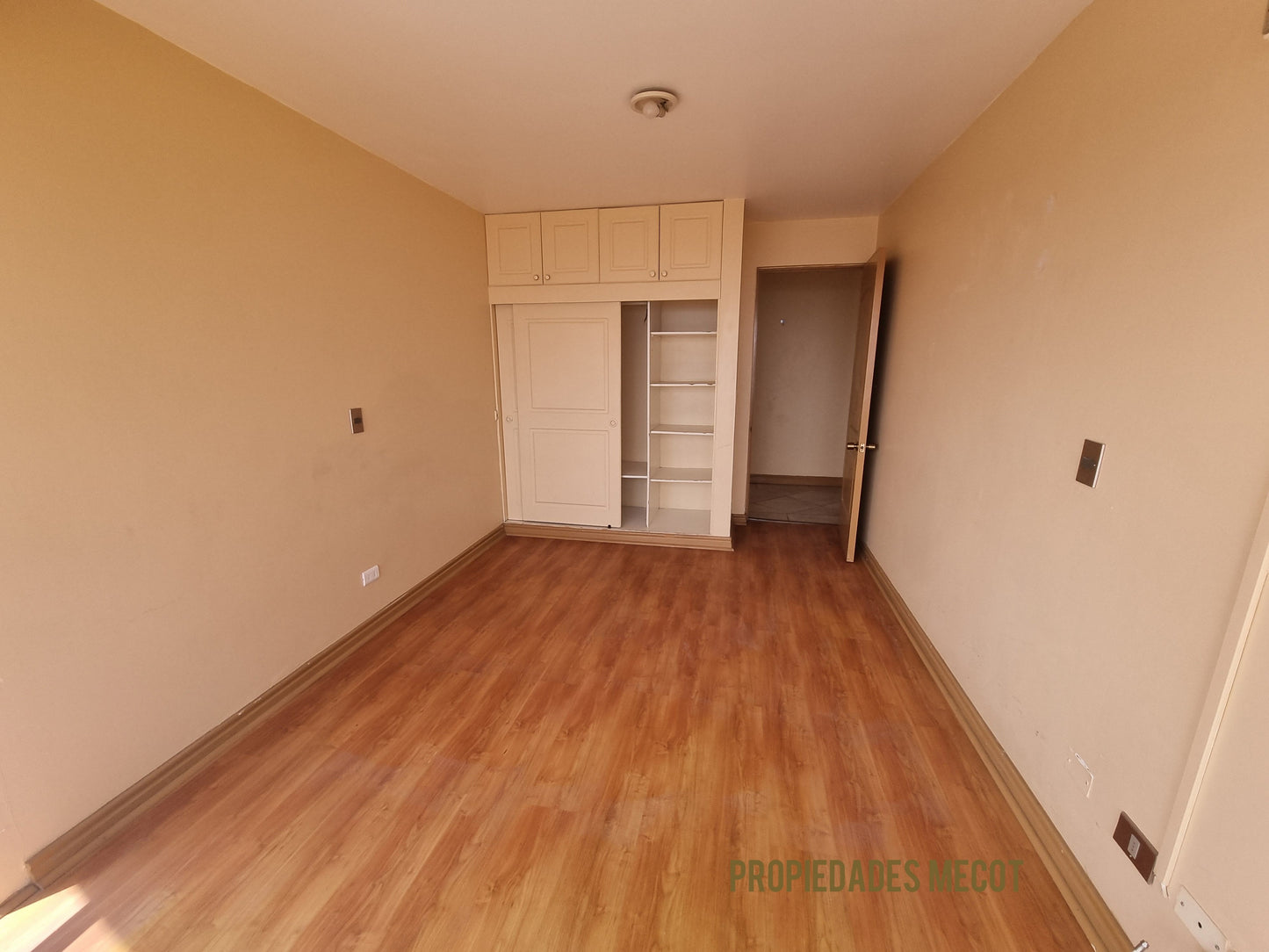 Departamento con Vista al Mar en Parque Inglés | 3D 2B + Estacionamiento y Bodega