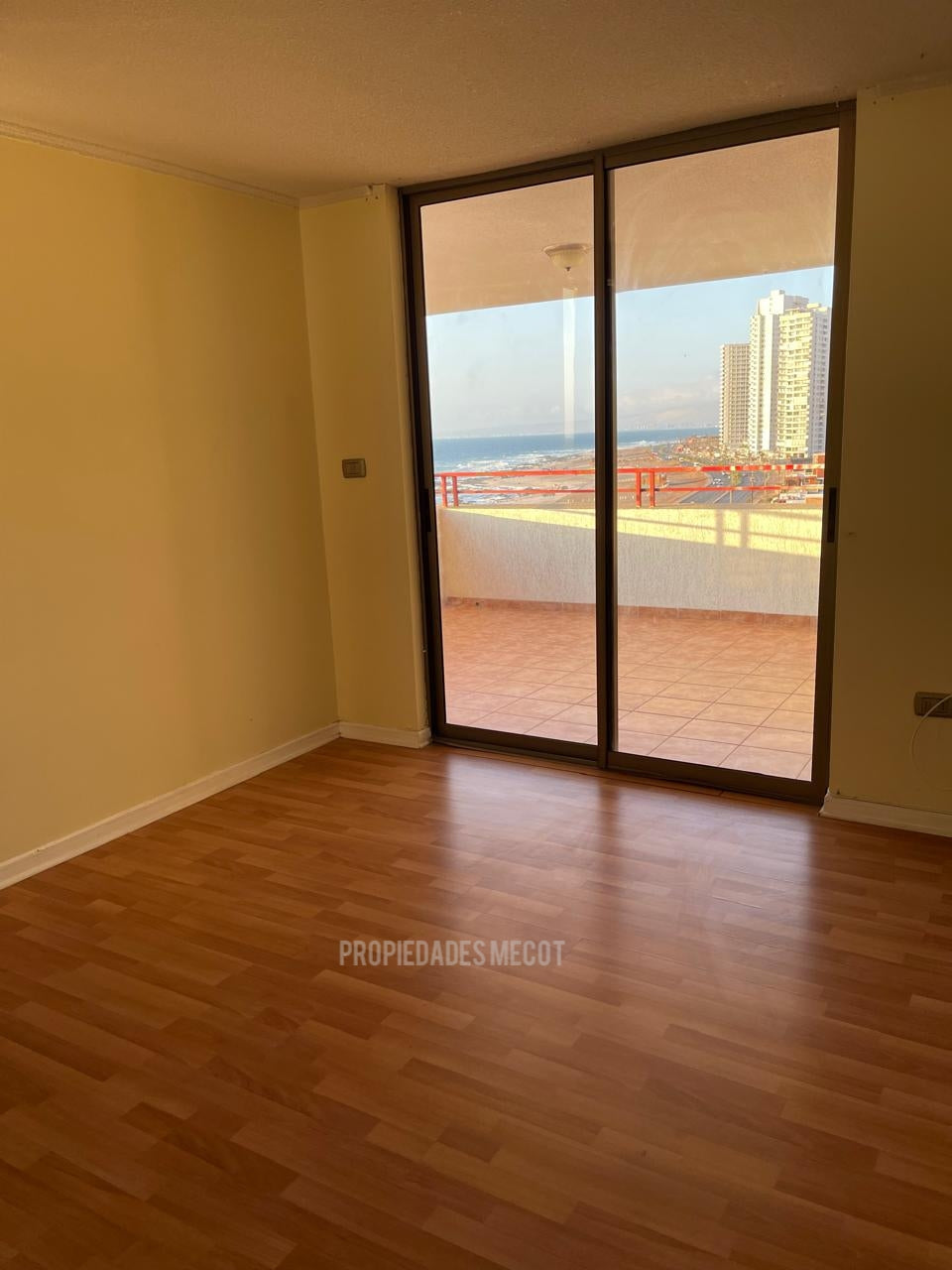 Departamento en Venta Llacolén | Vista al Mar | 3 Dormitorios | 87 m² Construidos | 99 m² Totales | 1 Estacionamiento | 1 Bodega | 6.500 UF | Antofagasta