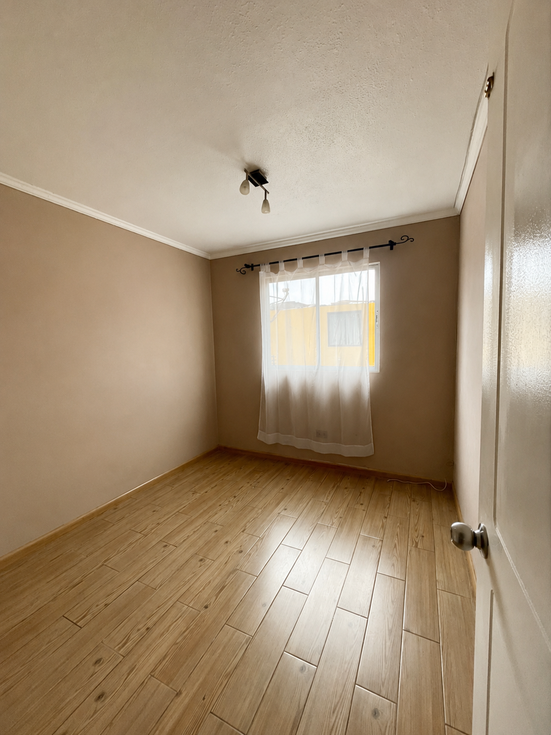 Casa en Venta Condominio Esparta | 4 Dormitorios | 137,87 m² Construidos | 2 Estacionamientos | 6.500 UF | Antofagasta