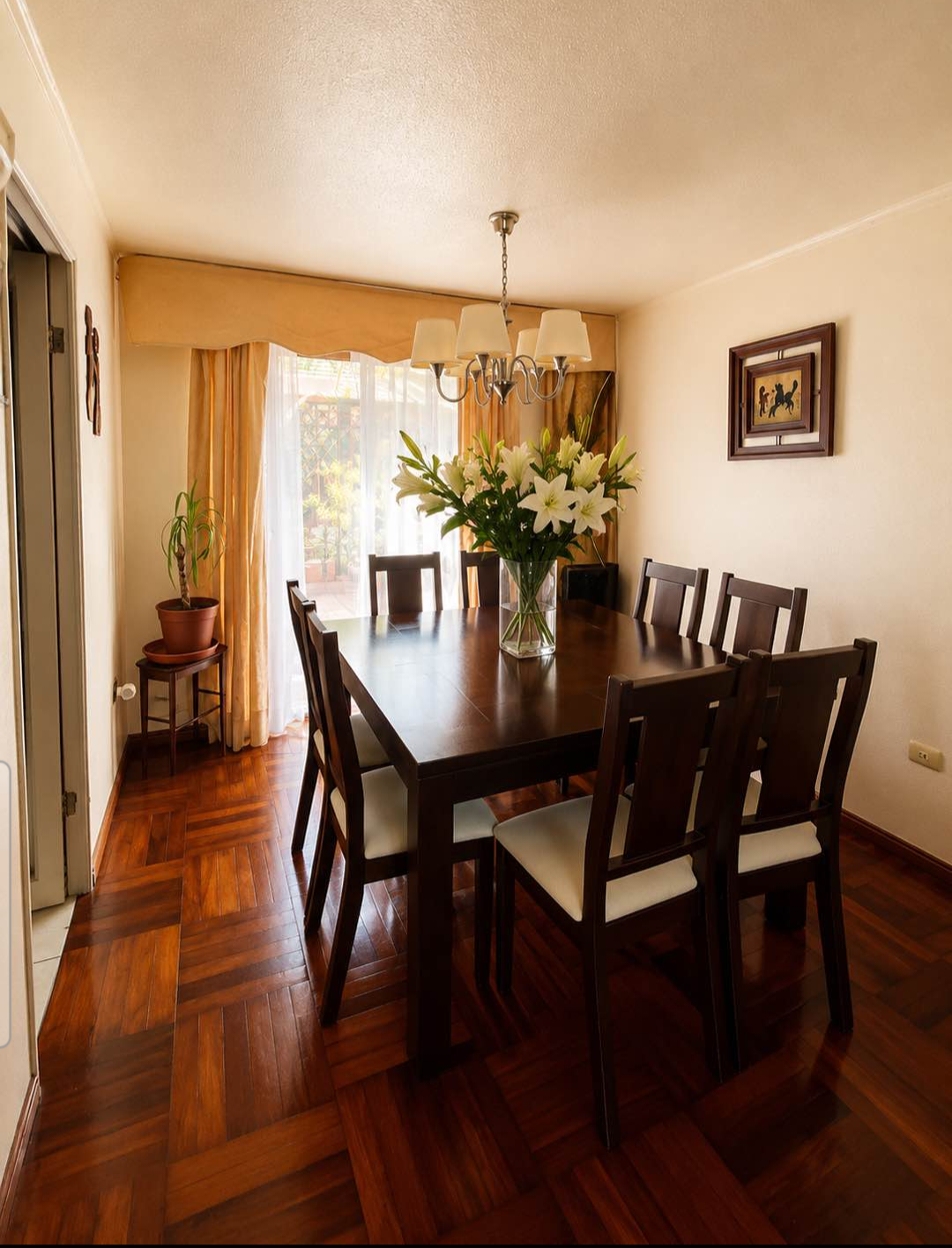 Casa en Venta Condominio Argos | 4 Dormitorios | 80 m² Construidos | 175 m² Terreno | 1 Estacionamiento | 7.500 UF | Antofagasta
